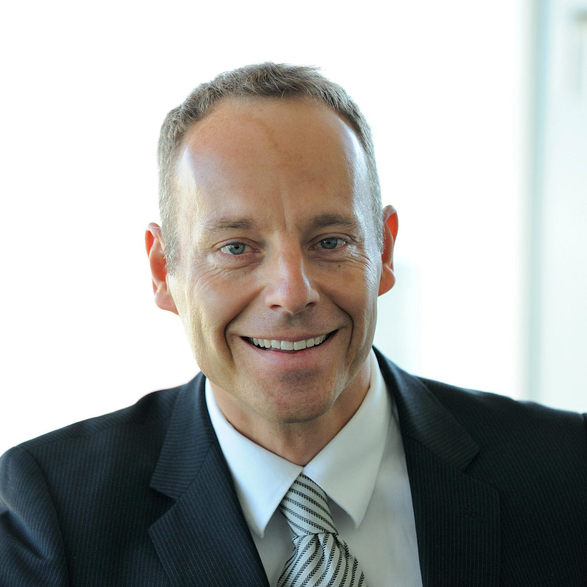 Dr. Tobias Wagner